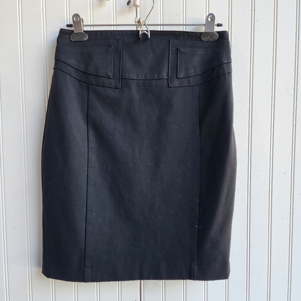 Express Solid Black Pencil Skirt Buckle Belt Stretch Knee Length Womens Size 4